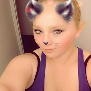 Meet your Posher, Annette